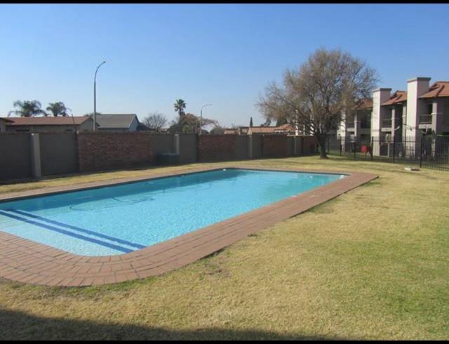 2 BEDROOM APARTMENT FOR SALE IN VAN DYK PARK